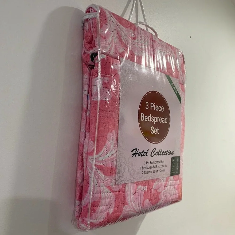 Hotel Collection Queen Quilt Set 88 x 88‎ Inches, 3 Piece Lightweight Pink NWT